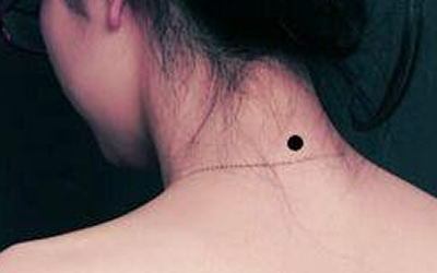 苦情痣的位置一般是在哪個地方？