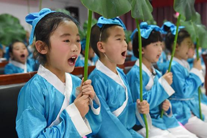 長這樣的小孩將來非常有出息